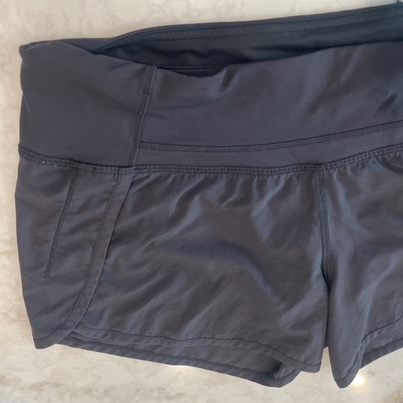 Lululemon Women's Run Times 4" Inseam Shorts Size 6 Black Outdoor Active Running - Picture 4 of 10